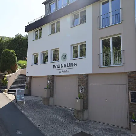 アパート Weinburg -das *